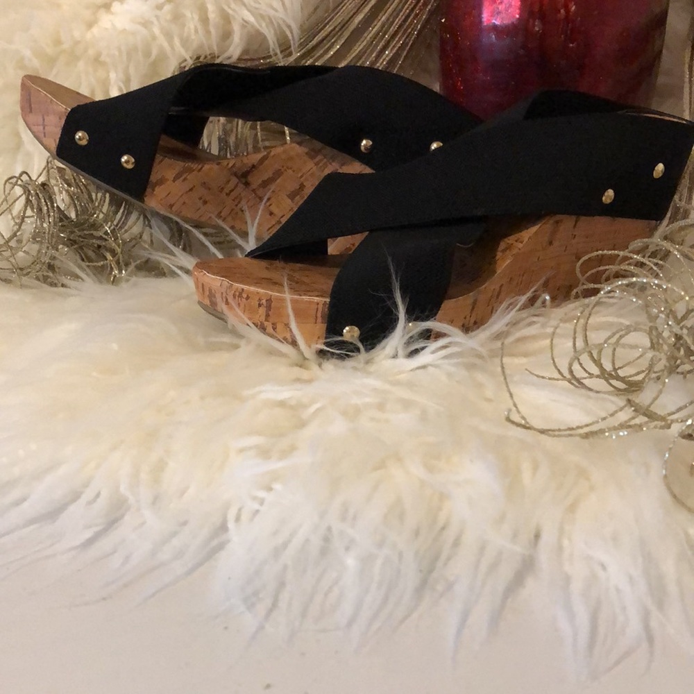 PRE-LOVED SEXY MONTEGO BAY CLUB WEDGES SIZE 11 - Picture 4 of 9